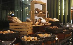 Khách sạn Novotel Hạ Long